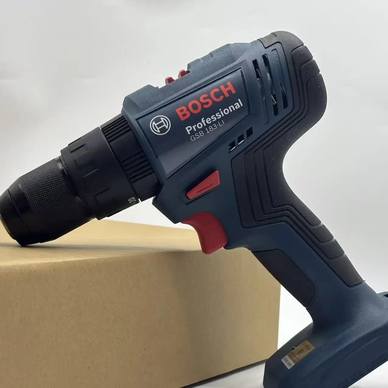 Trapano avvitatore a impulsi B - Brushless Cordless Electric Drill 18V recensione e prezzo